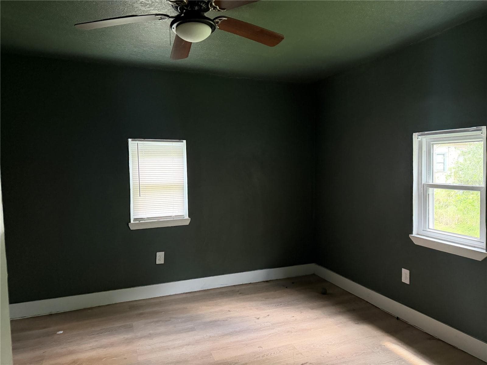 112 AVOCADO AVENUE — photo 10 of 19
