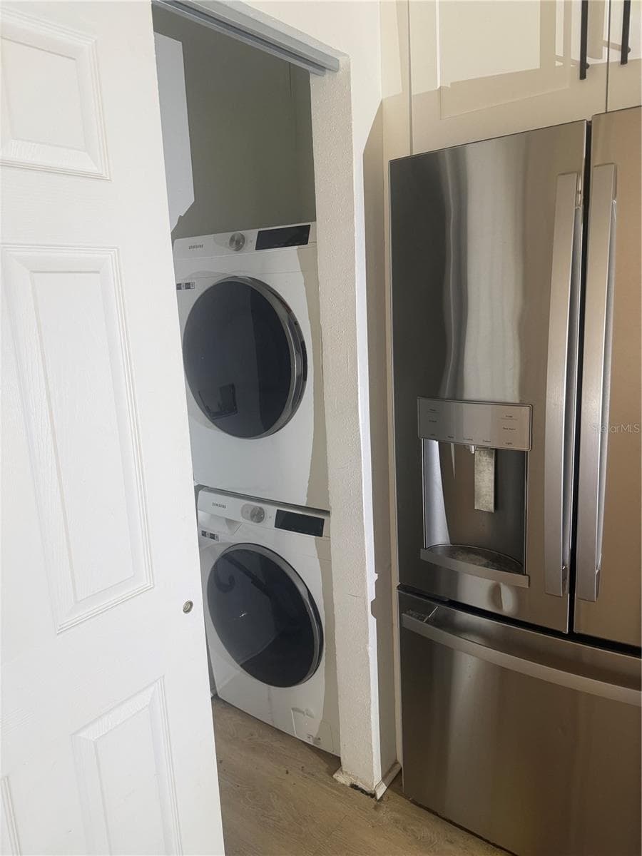 112 AVOCADO AVENUE — photo 4 of 19