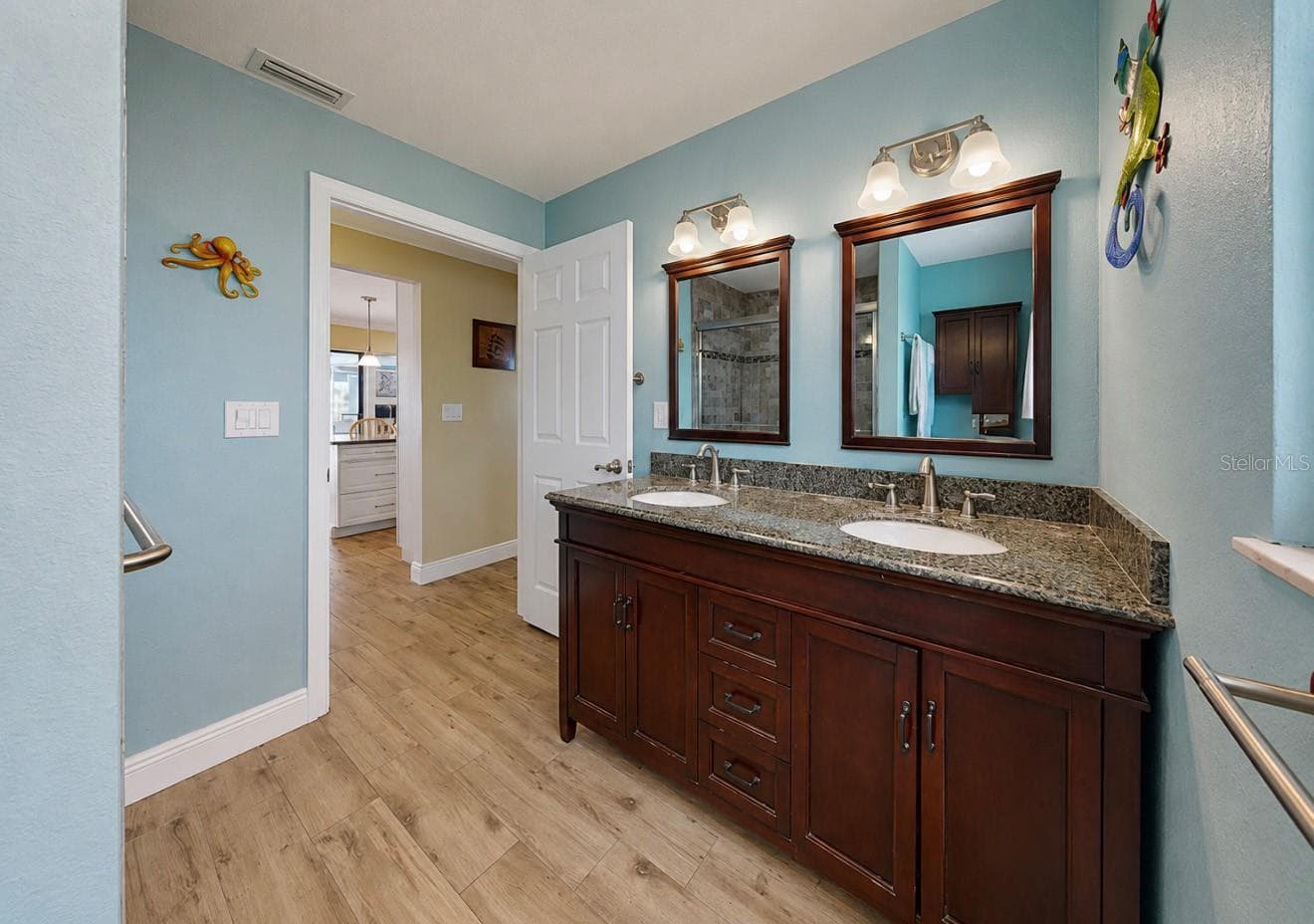 6301 COTTONWOOD LANE — photo 41 of 53