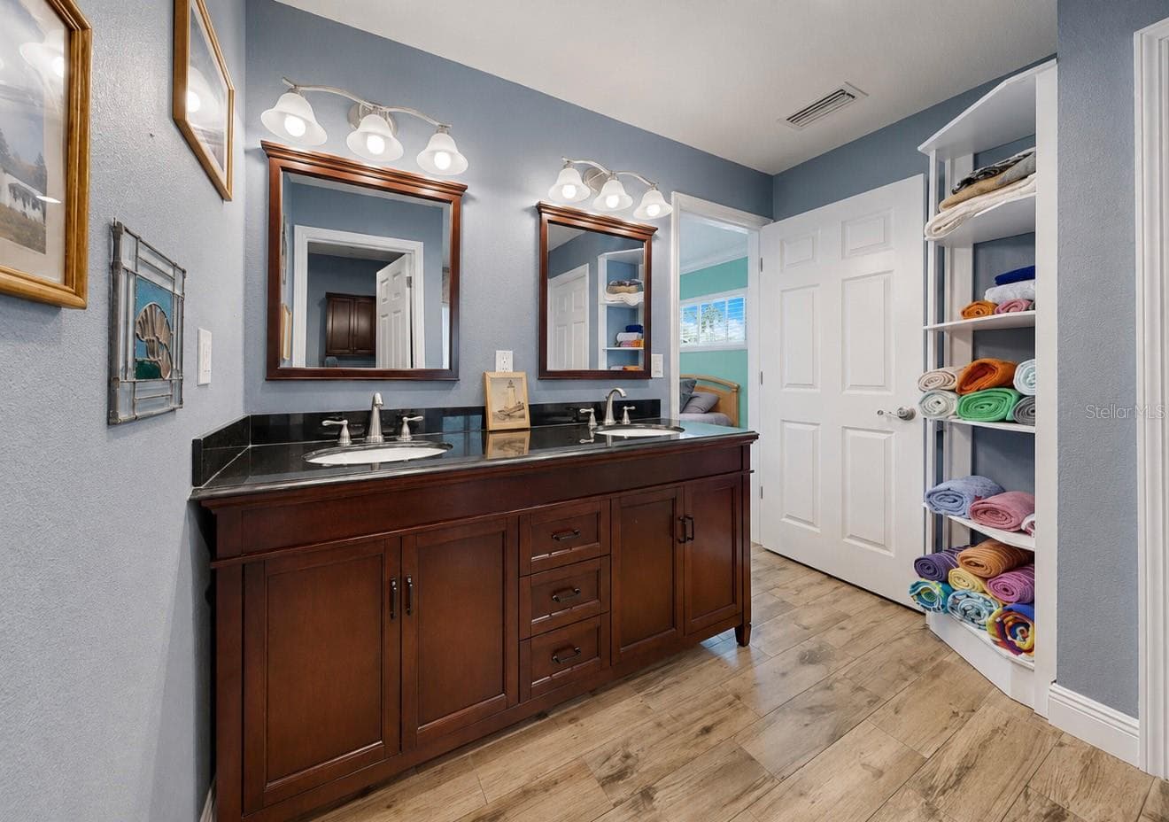 6301 COTTONWOOD LANE — photo 37 of 53
