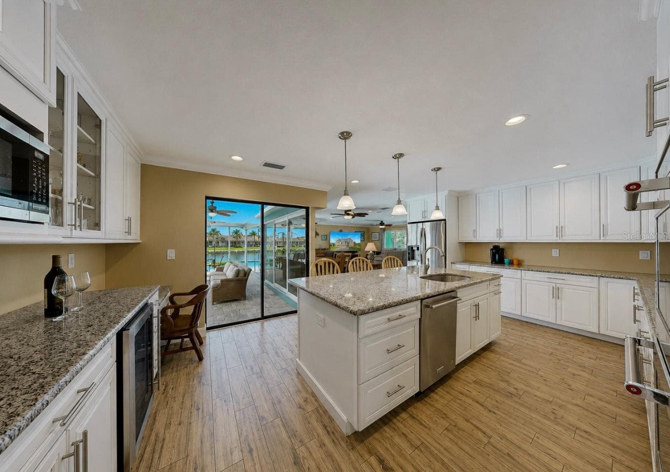 6301 COTTONWOOD LANE — photo 14 of 53