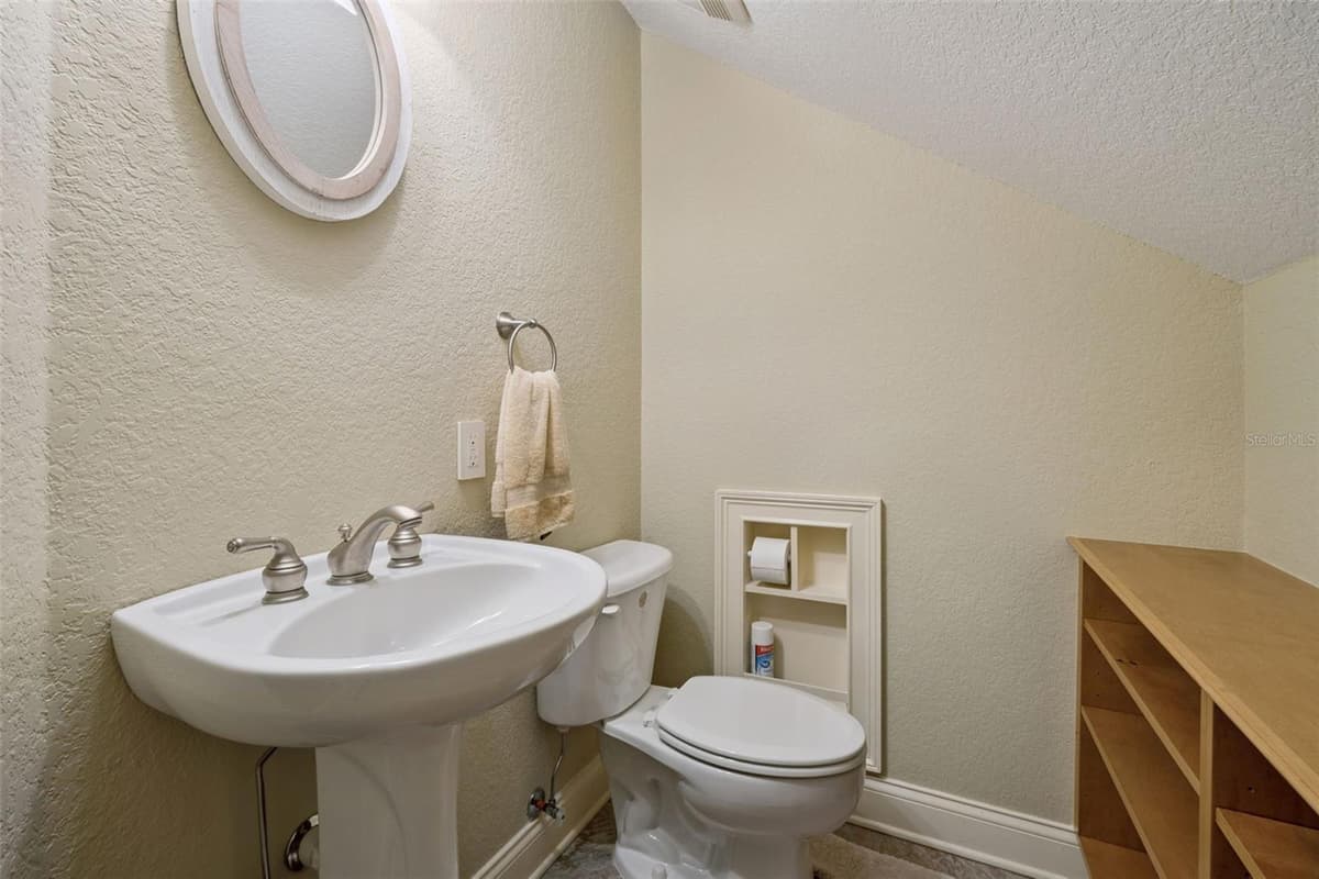 605 OLD MOUNT DORA ROAD — photo 38 of 62