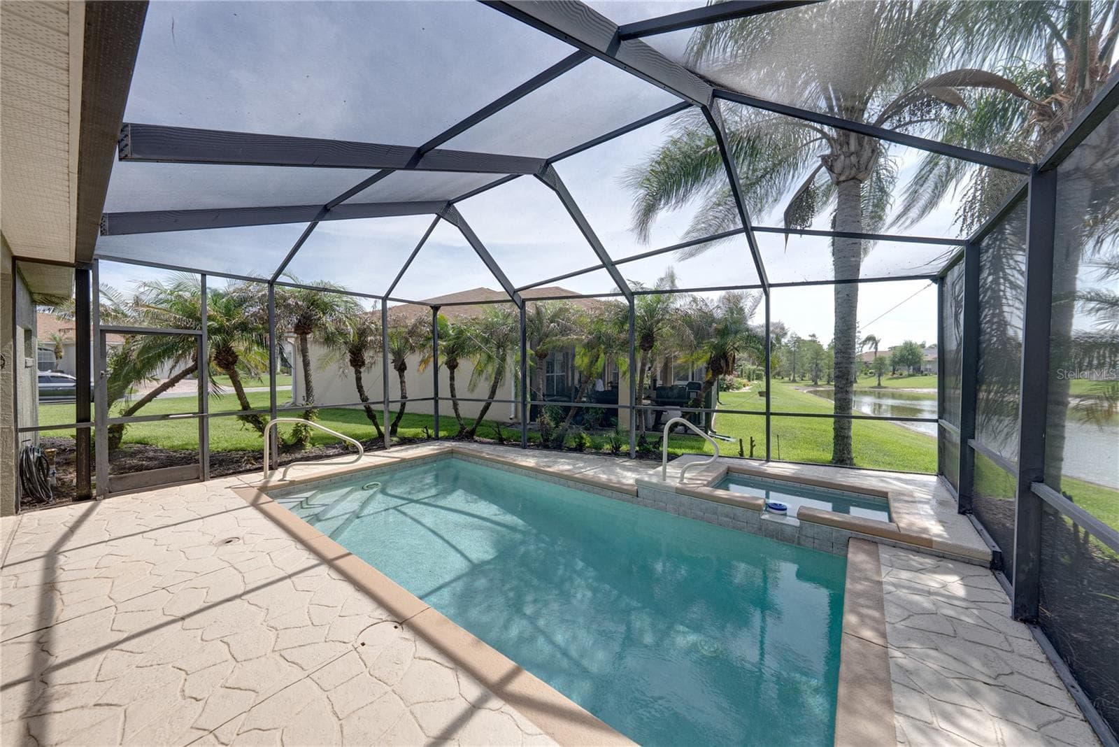 4017 DUNMORE DRIVE — photo 48 of 97