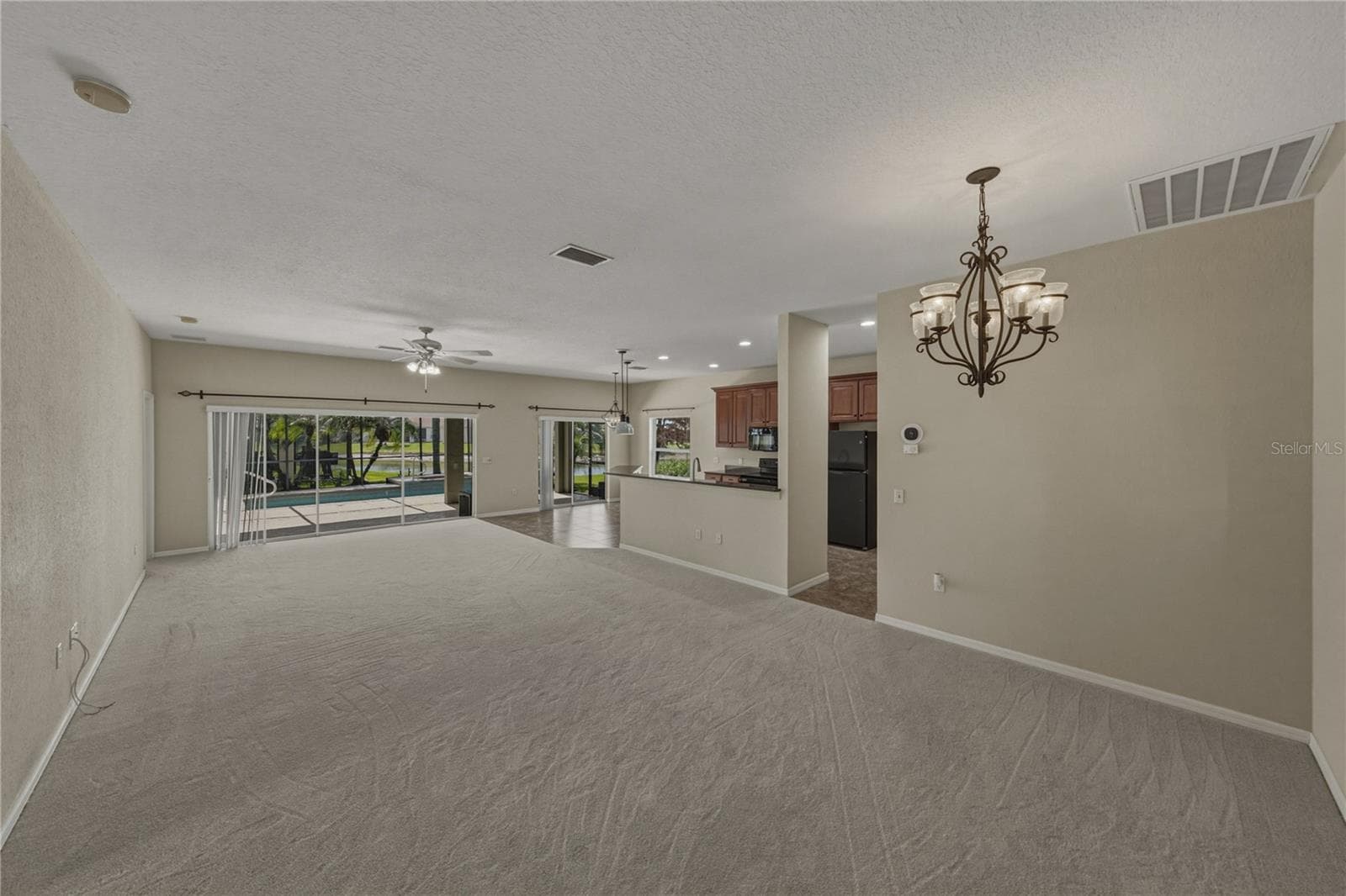 4017 DUNMORE DRIVE — photo 6 of 97