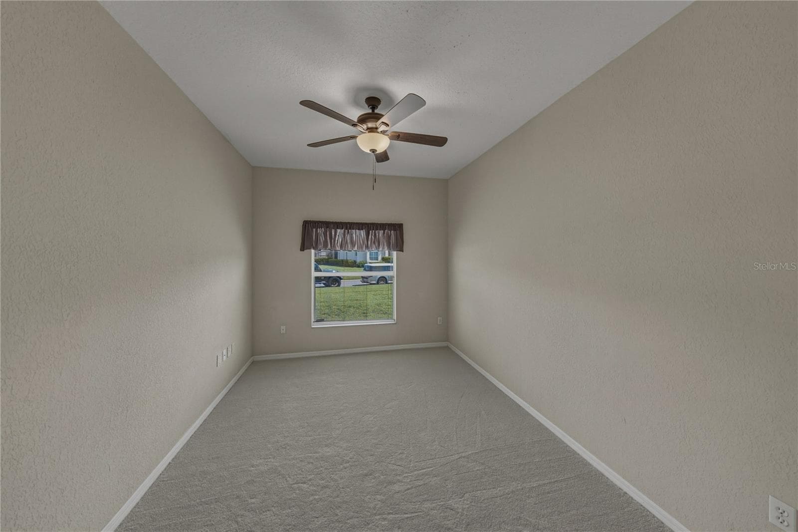 4017 DUNMORE DRIVE — photo 40 of 97