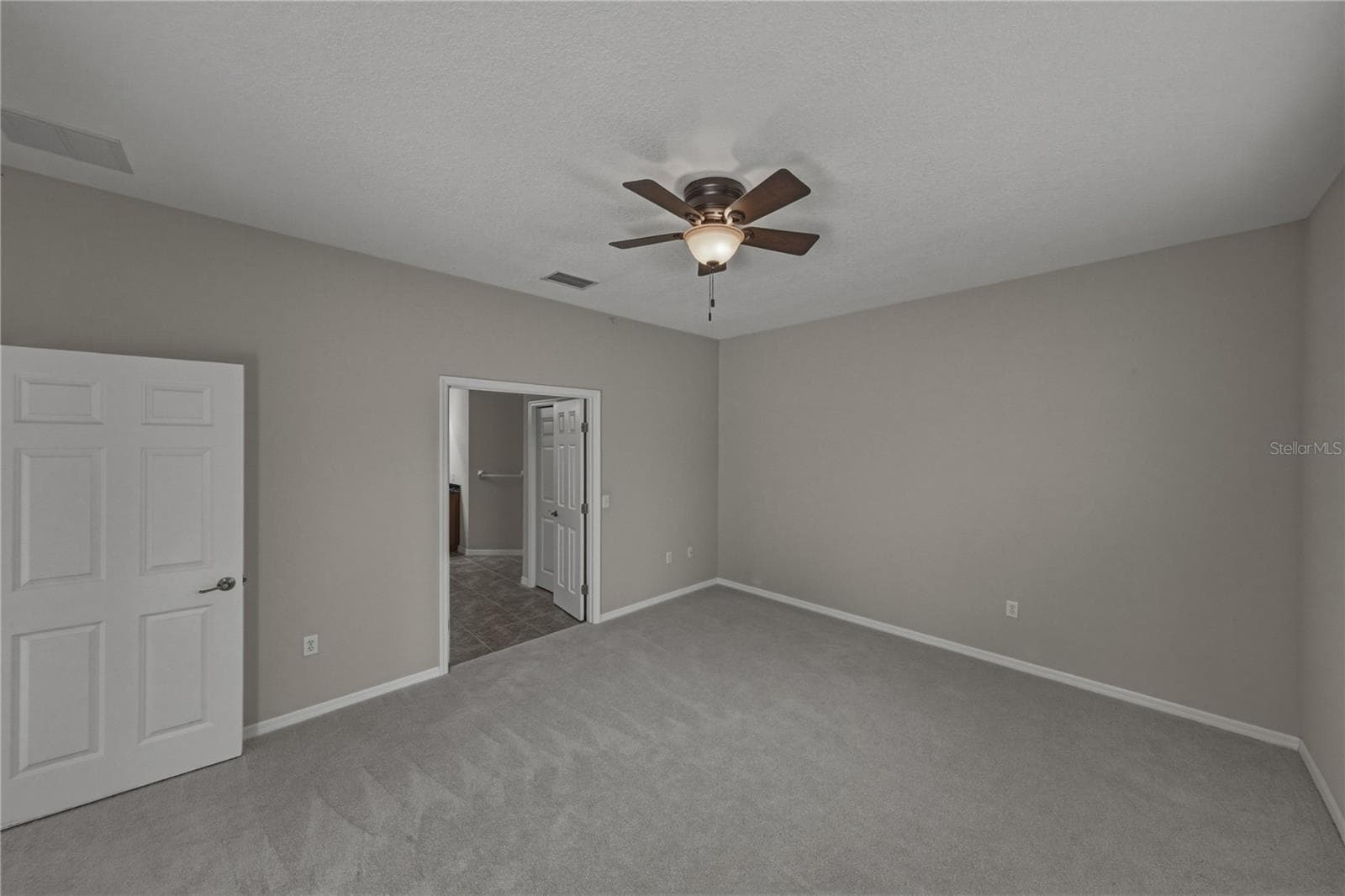 4017 DUNMORE DRIVE — photo 26 of 97