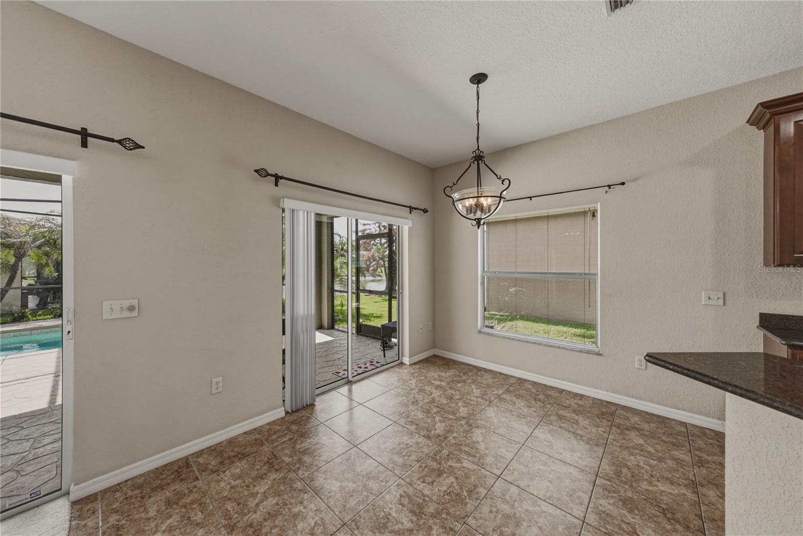 4017 DUNMORE DRIVE — photo 13 of 97