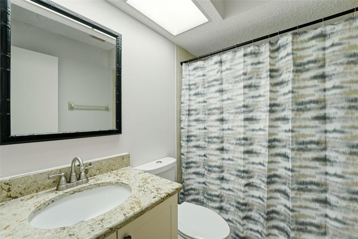 5324 ROYAL PALM AVENUE — photo 18 of 26