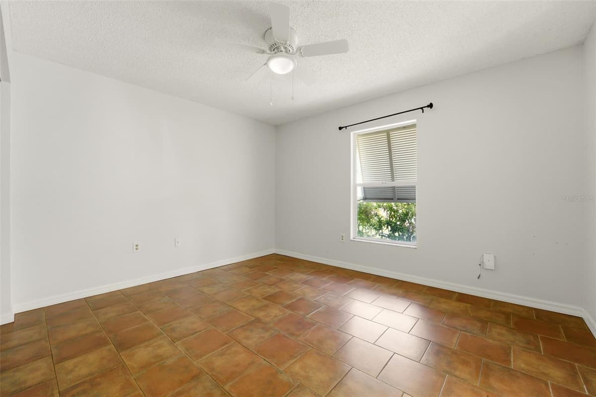 5324 ROYAL PALM AVENUE — photo 14 of 26