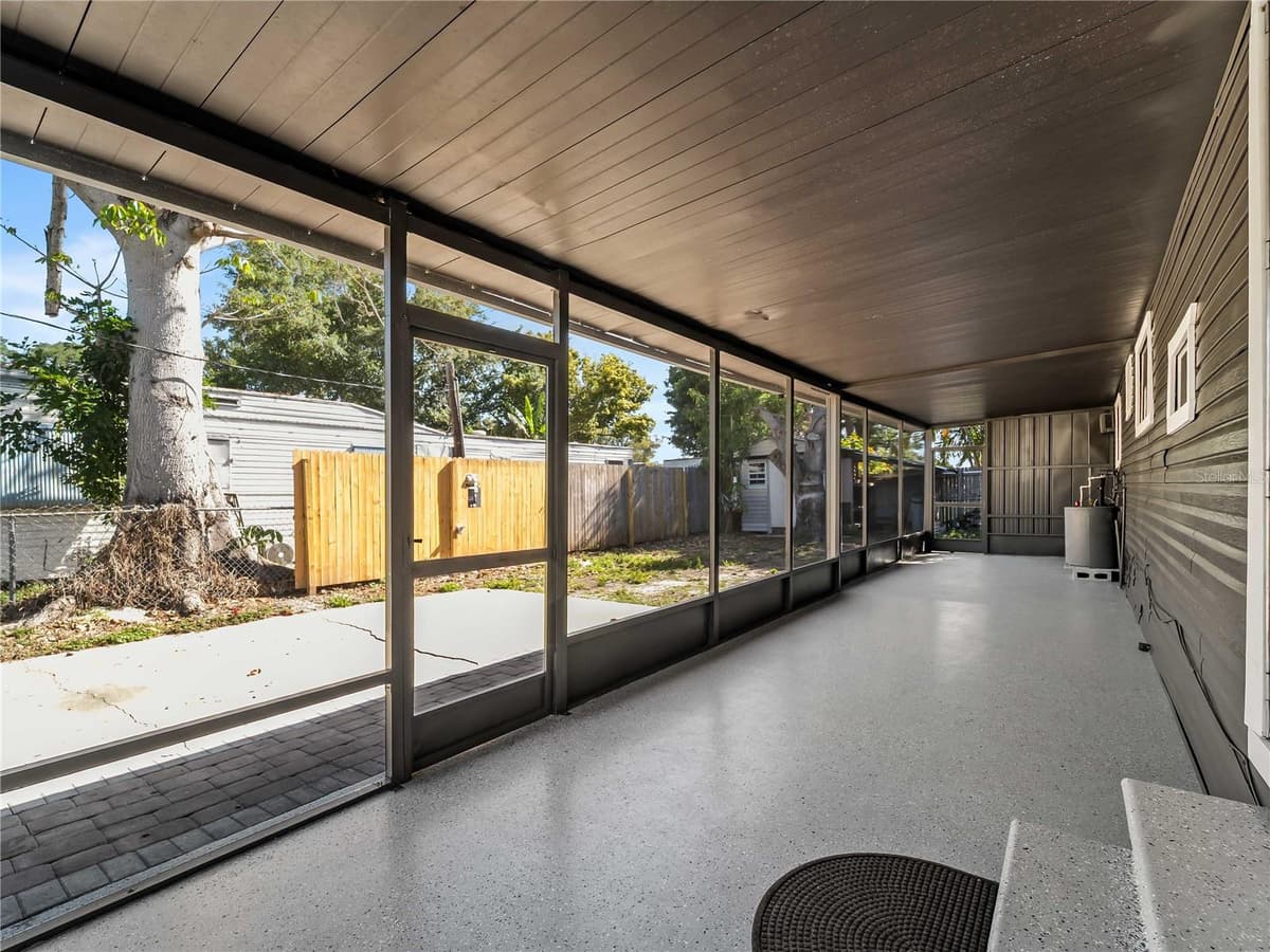 110 VERONA STREET — photo 3 of 30