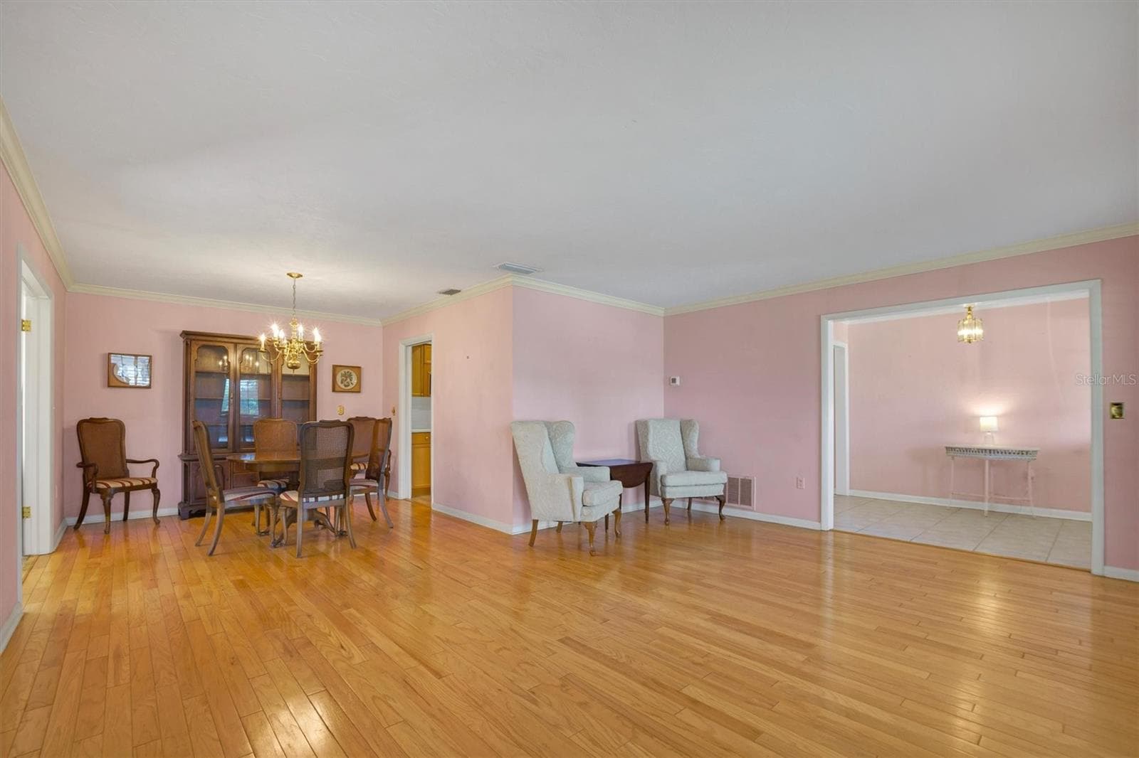 136 LAKE MARIAM ROAD — photo 10 of 55