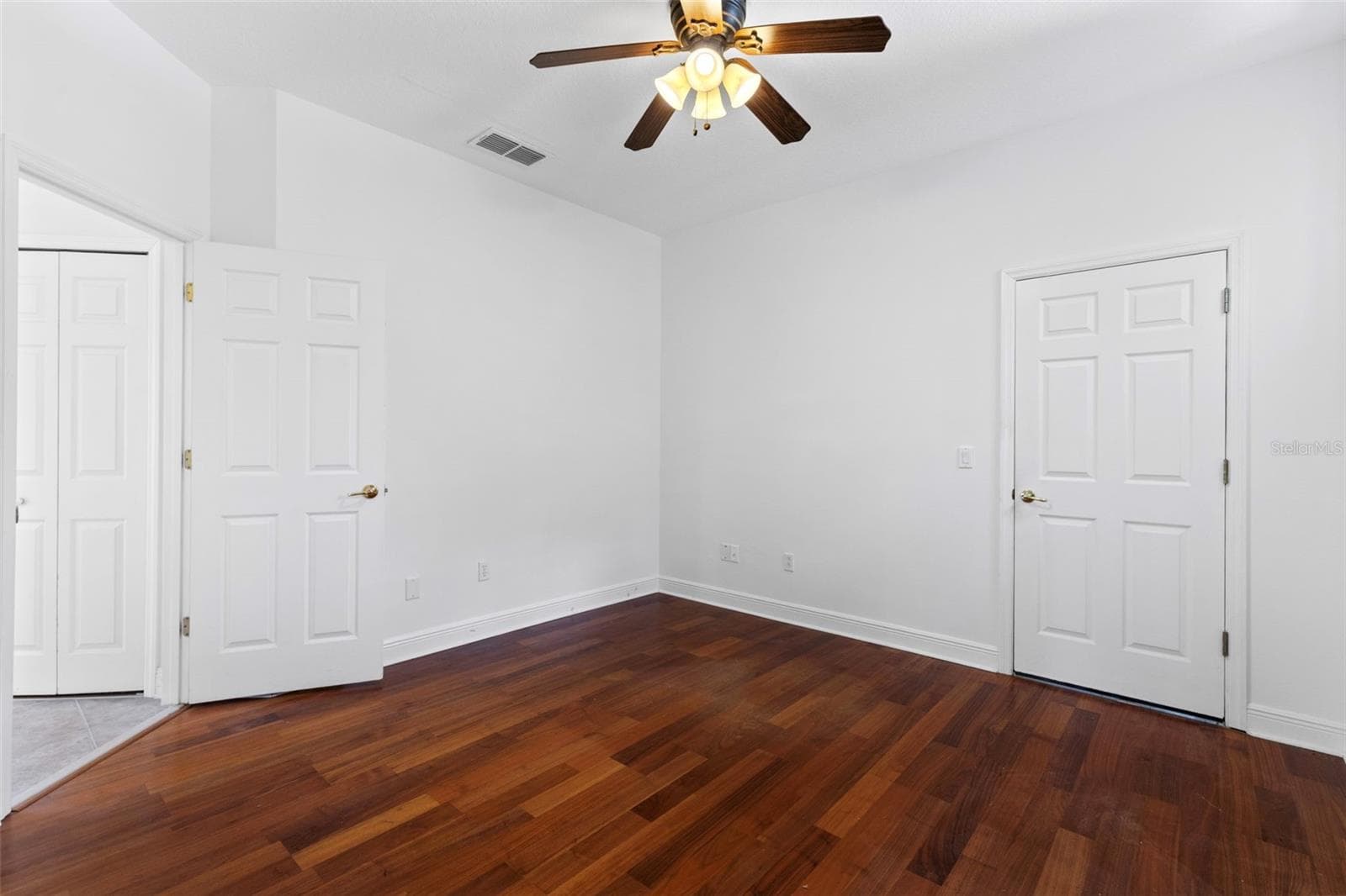 6363 SEDONA LEAF COURT — photo 16 of 38