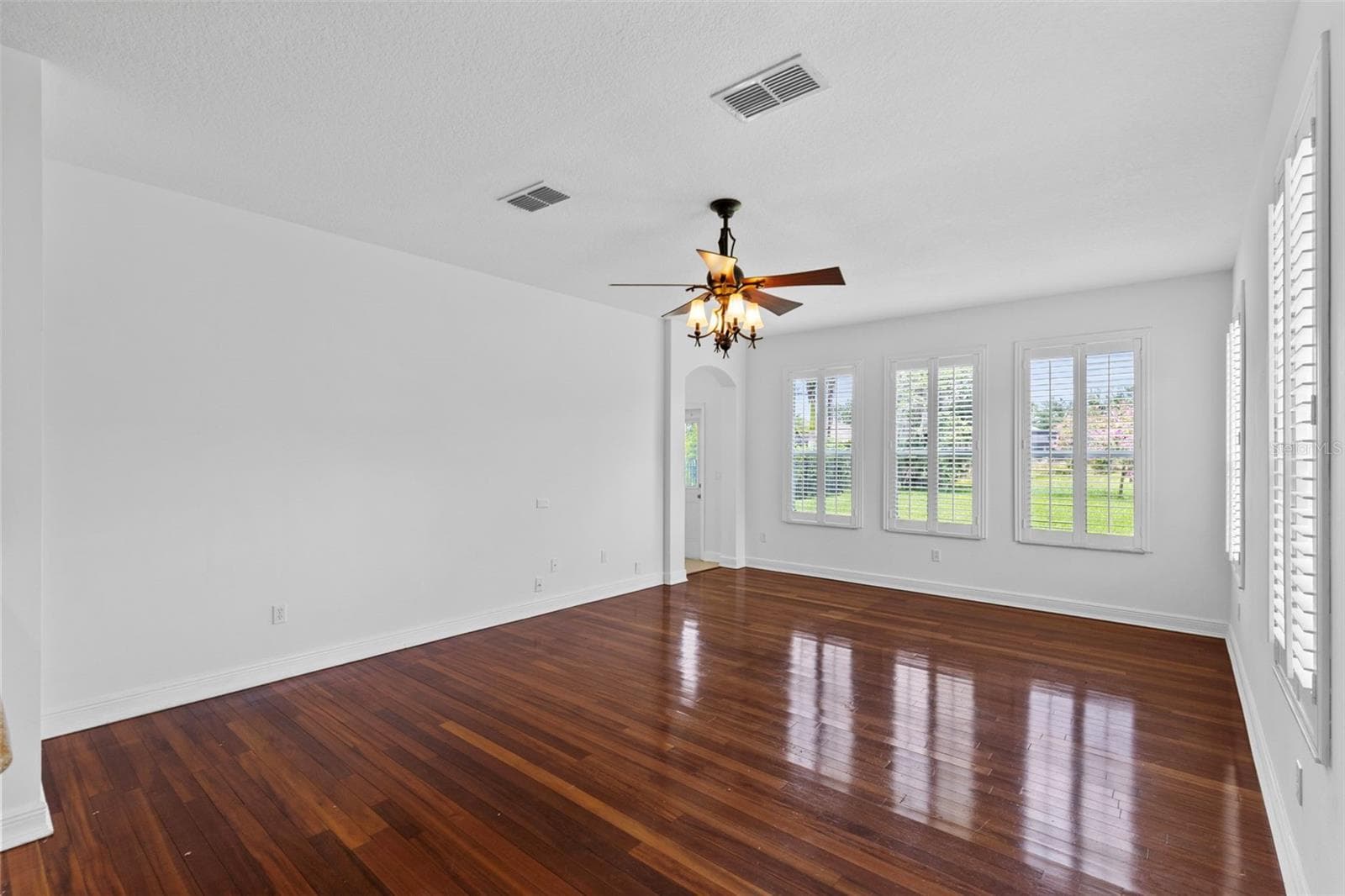 6363 SEDONA LEAF COURT — photo 11 of 38