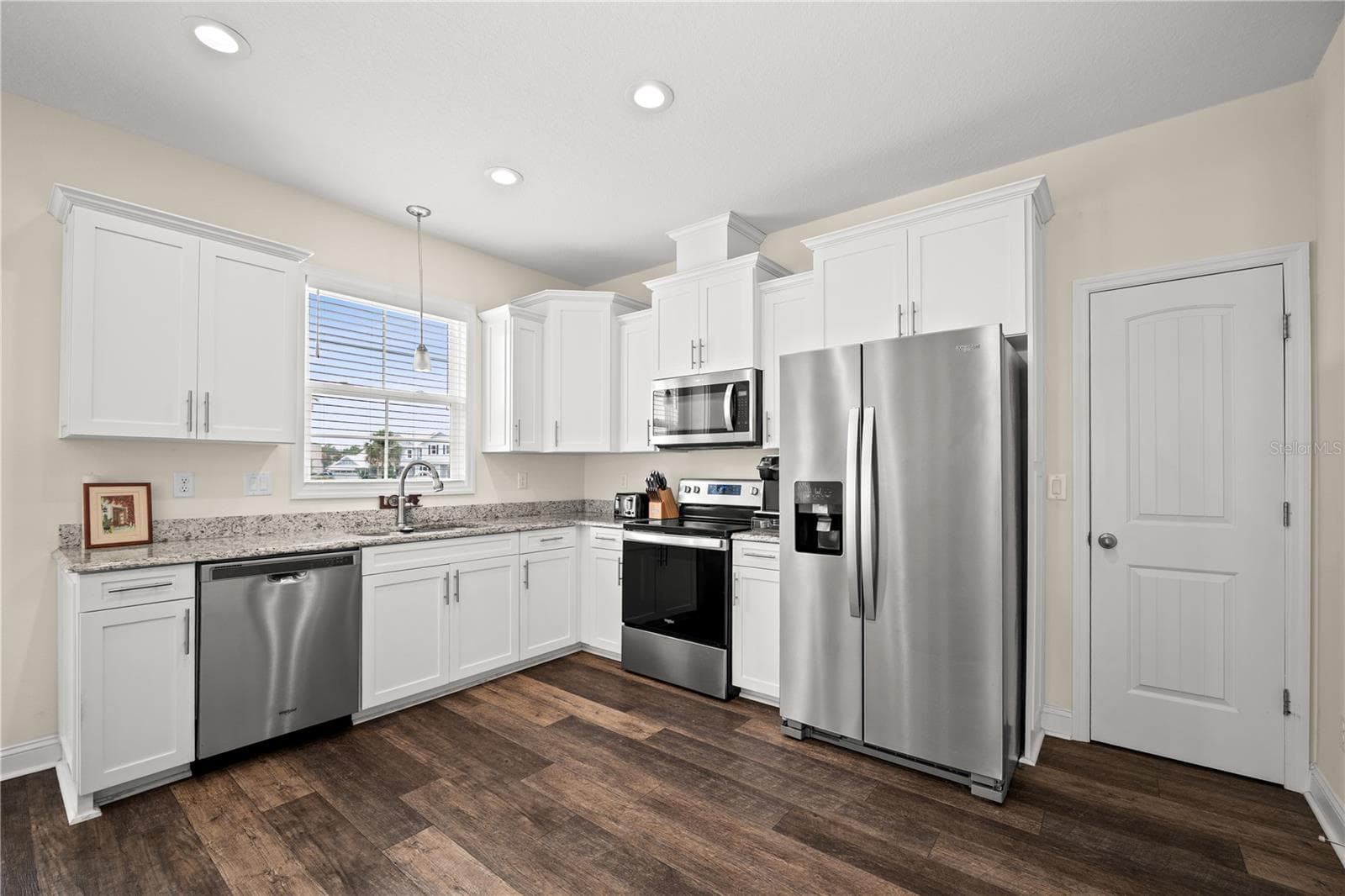 101 YACHT CLUB POINT — photo 4 of 74
