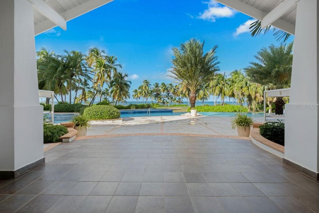 Ocean Sixteen 9000 RIO MAR BLVD — photo 34 of 36