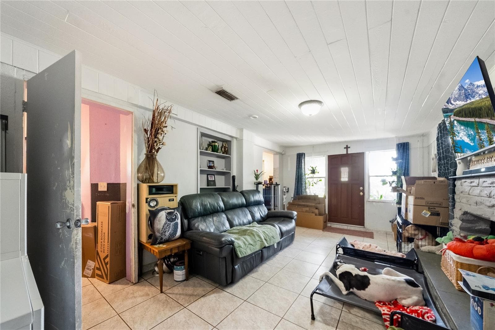 761 SEMINOLA BOULEVARD — photo 6 of 33