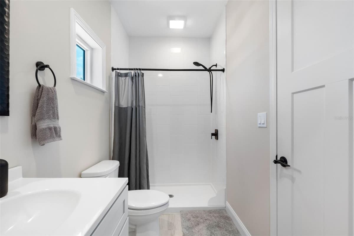 16025 REDINGTON DRIVE — photo 42 of 68