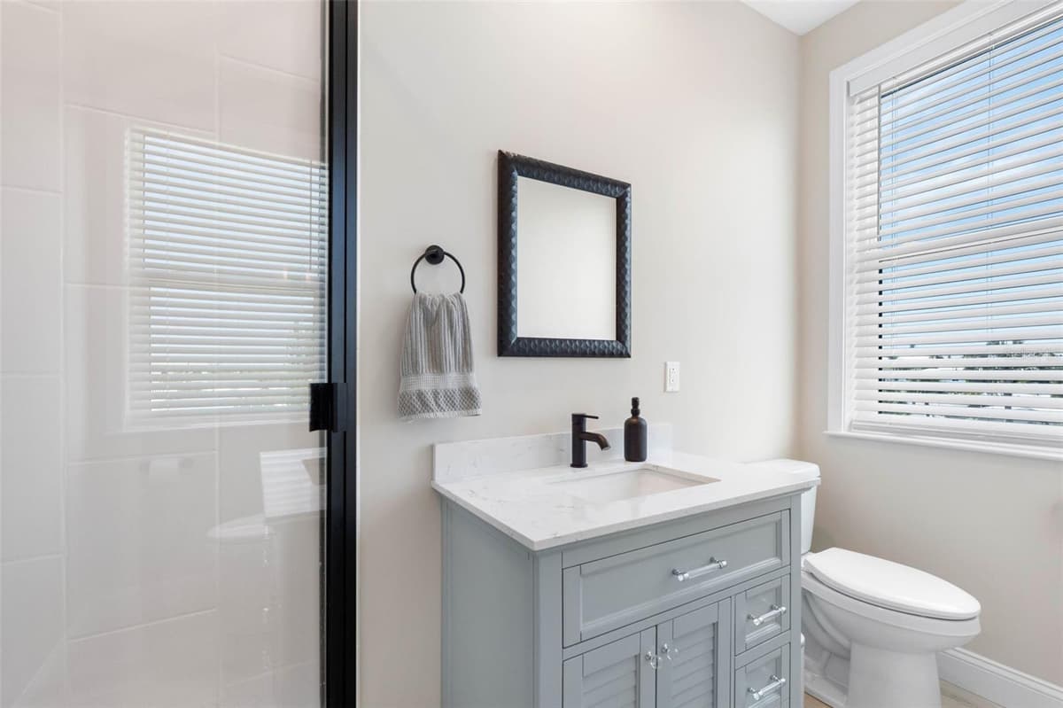 16025 REDINGTON DRIVE — photo 45 of 68