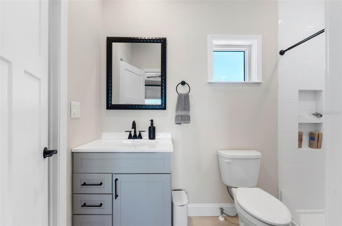 16025 REDINGTON DRIVE — photo 41 of 68