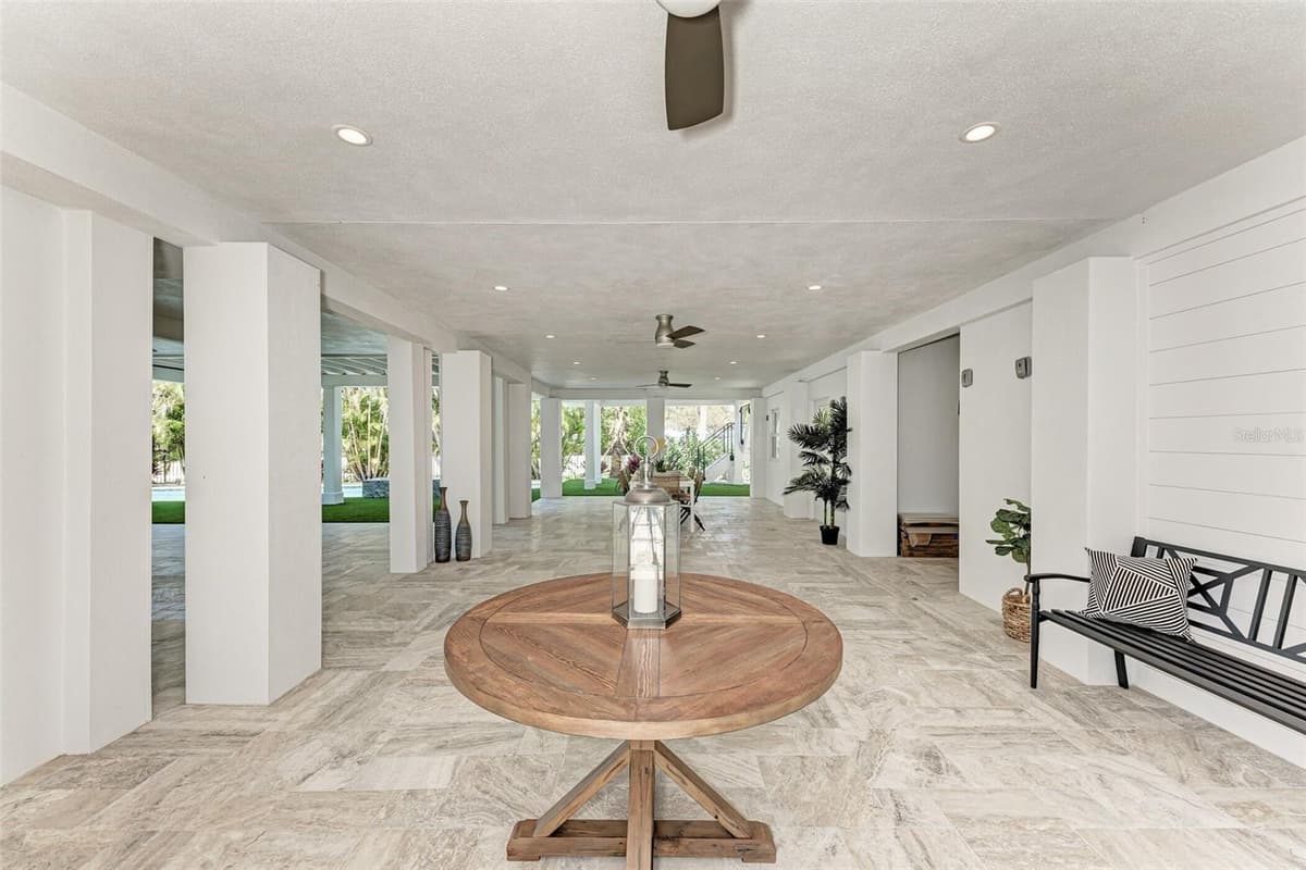 256 GLADIOLUS STREET — photo 36 of 41