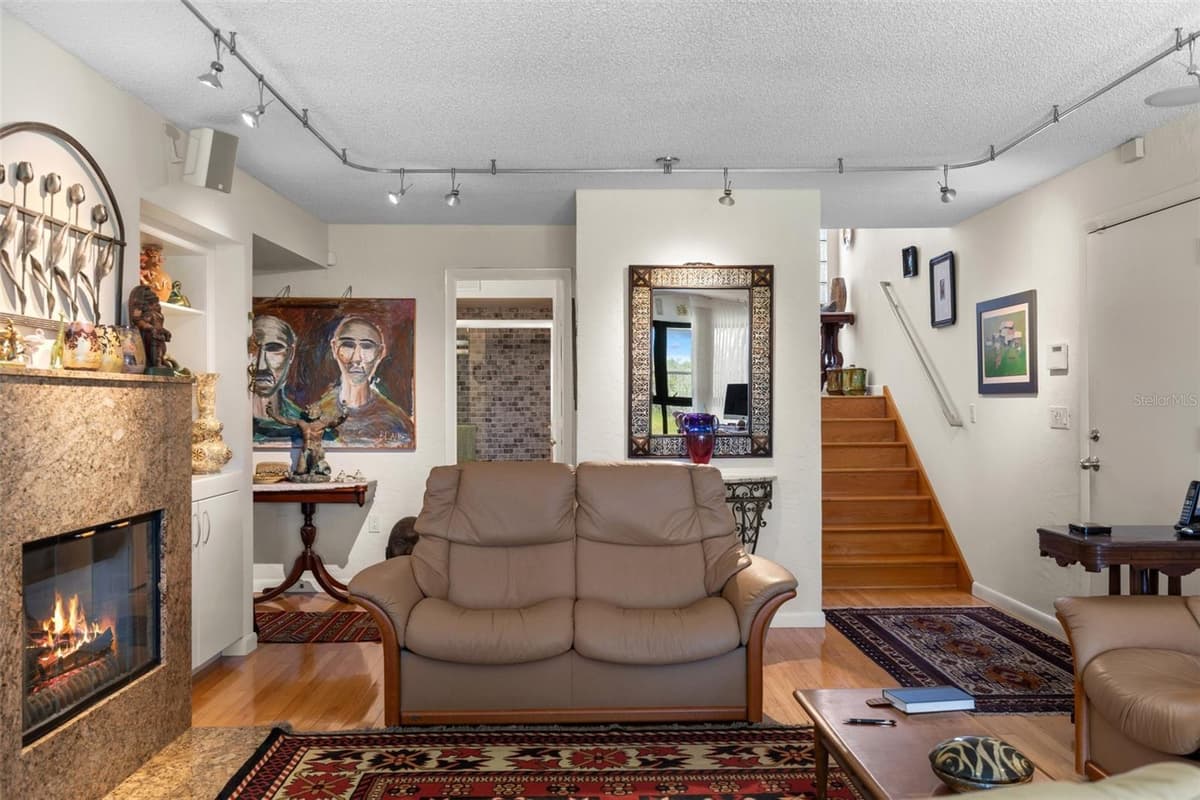 609 42ND STREET COURT — photo 11 of 84