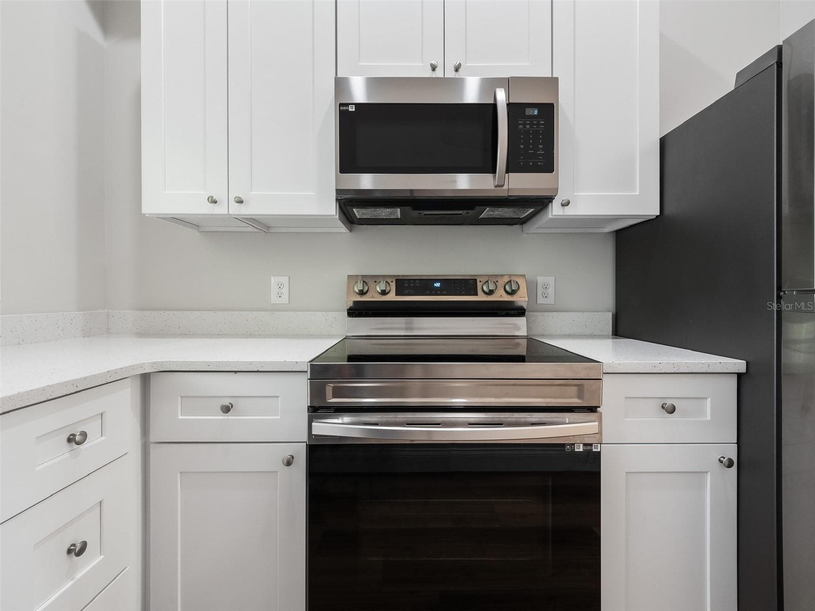 1505 CATHERINE STREET — photo 26 of 58