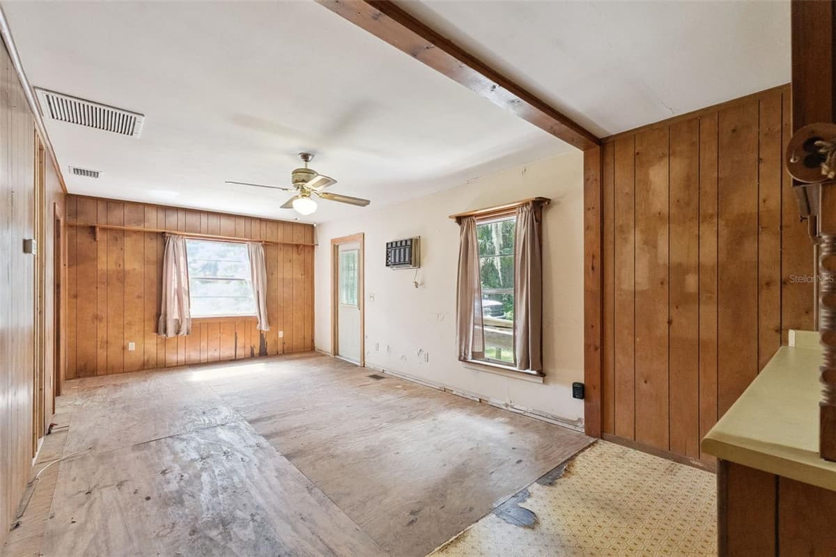 1555 CHURCH STREET — photo 7 of 25