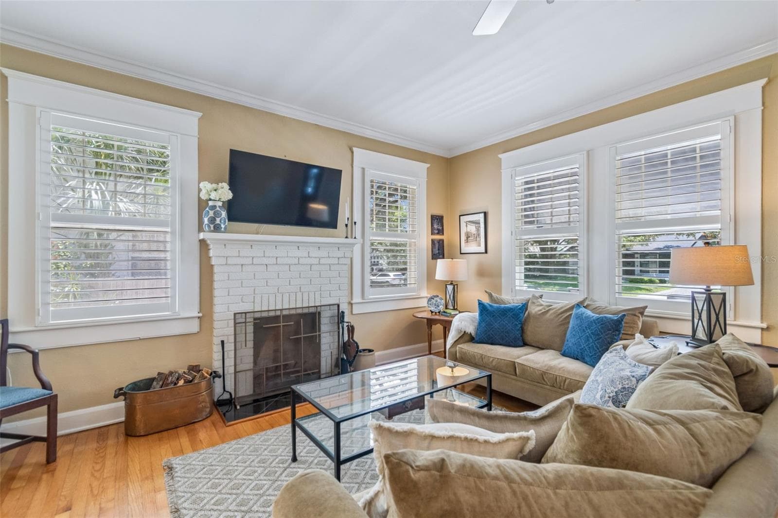 2909 SAN RAFAEL STREET — photo 5 of 49