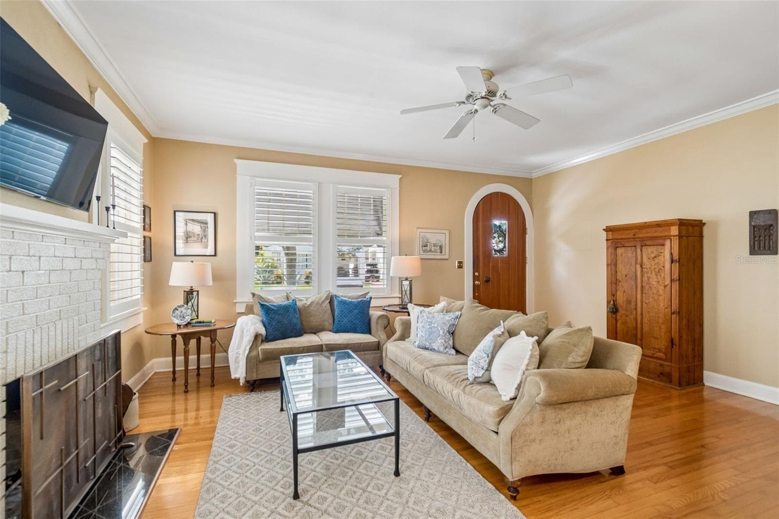 2909 SAN RAFAEL STREET — photo 4 of 49