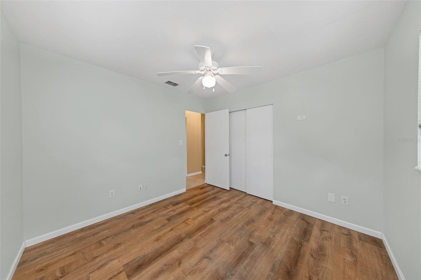 5711 92ND AVENUE — photo 32 of 69