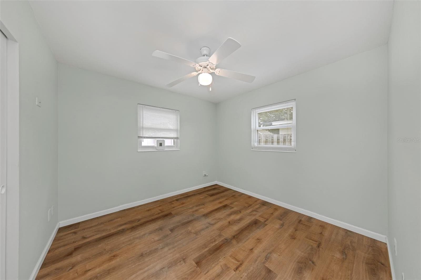 5711 92ND AVENUE — photo 31 of 69