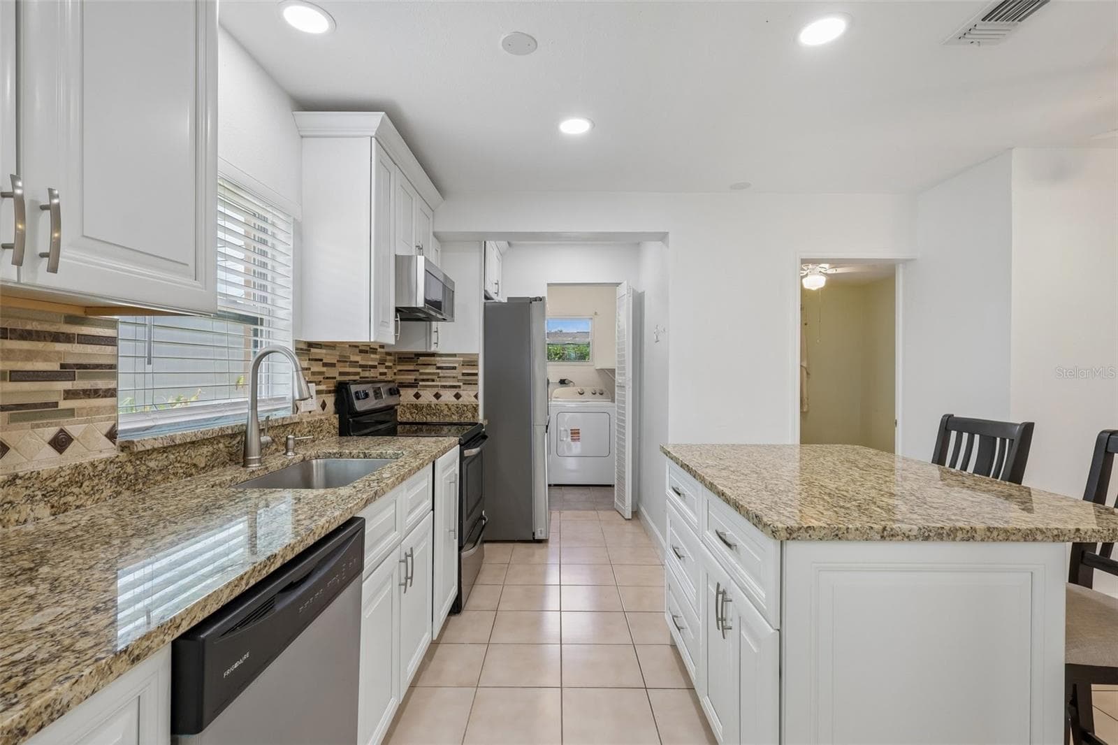 9680 PARK LAKE DRIVE — photo 12 of 31