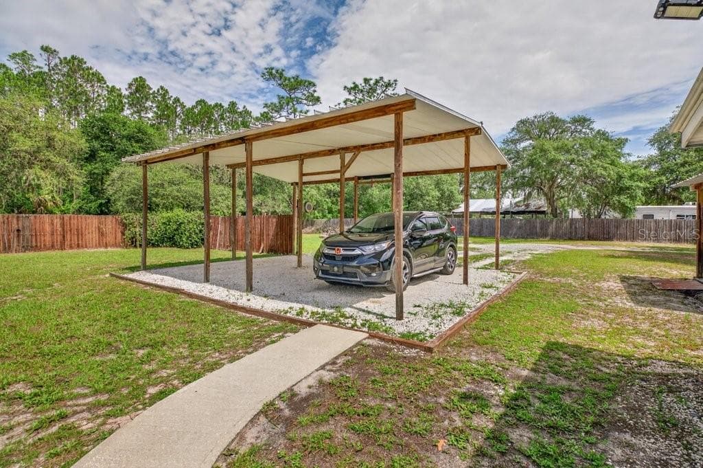 121 DAREN DRIVE — photo 39 of 43