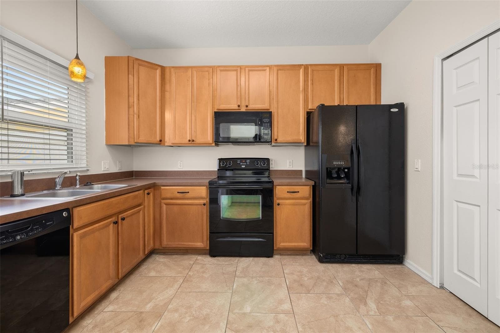 14506 BRIDGEWATER CROSSINGS BOULEVARD — photo 11 of 35