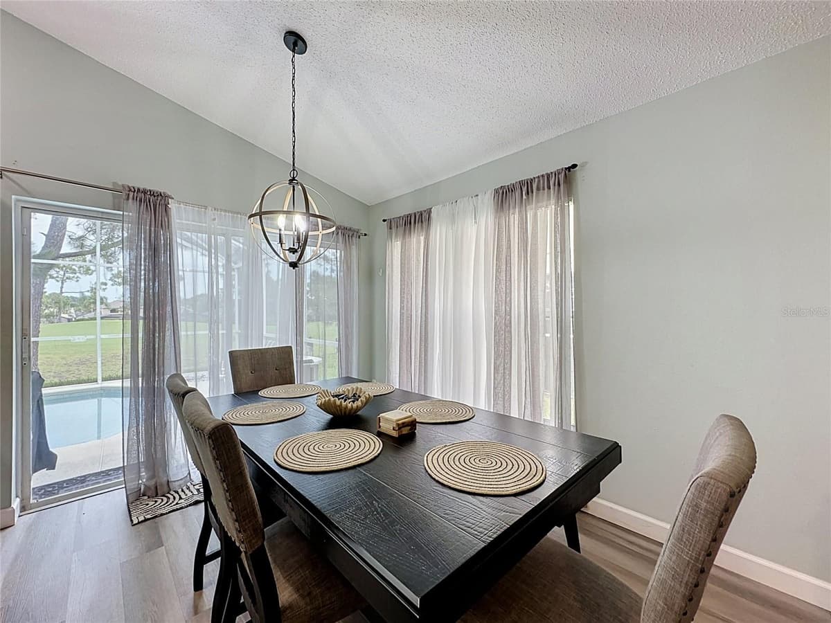 2464 SAINT AUGUSTINE BOULEVARD — photo 10 of 75