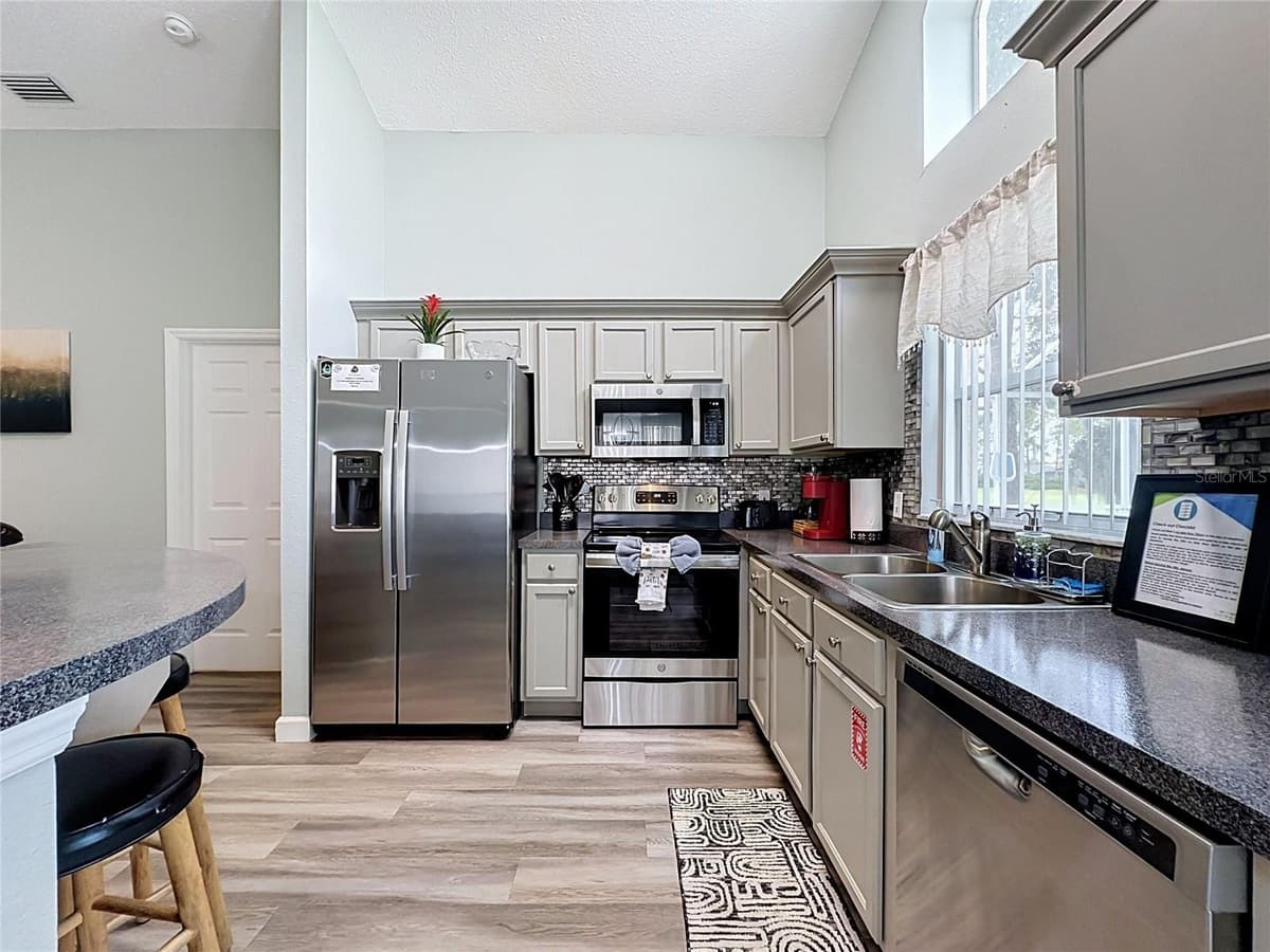 2464 SAINT AUGUSTINE BOULEVARD — photo 13 of 75