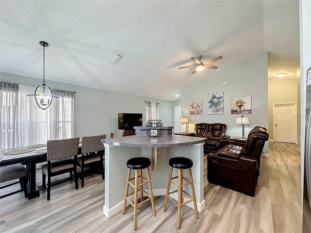 2464 SAINT AUGUSTINE BOULEVARD — photo 15 of 75