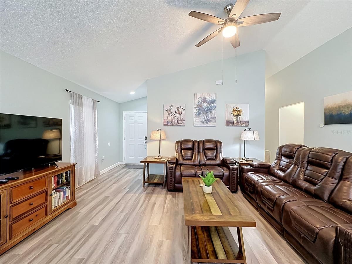 2464 SAINT AUGUSTINE BOULEVARD — photo 8 of 75