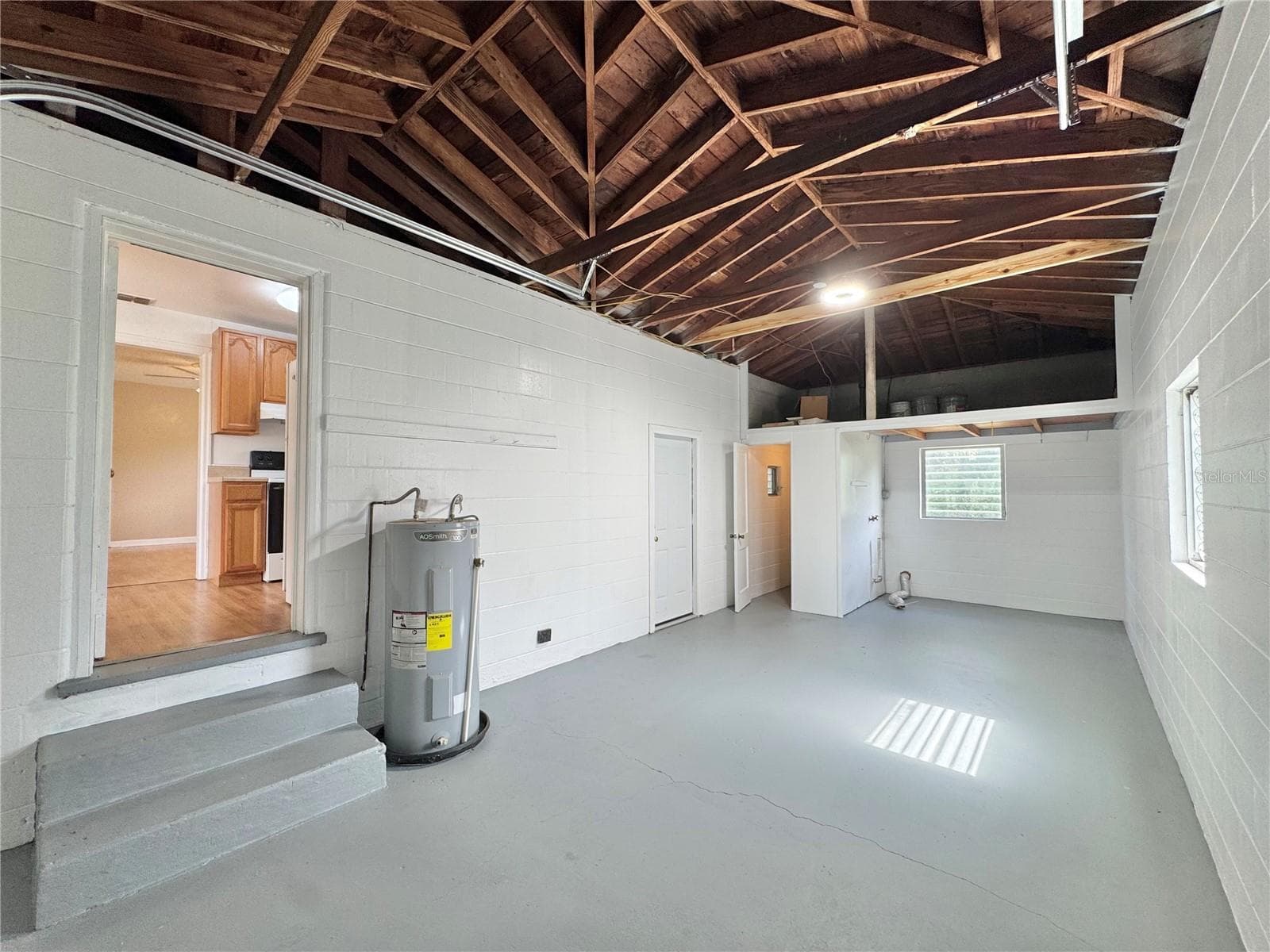 921 AVENUE E — photo 3 of 33