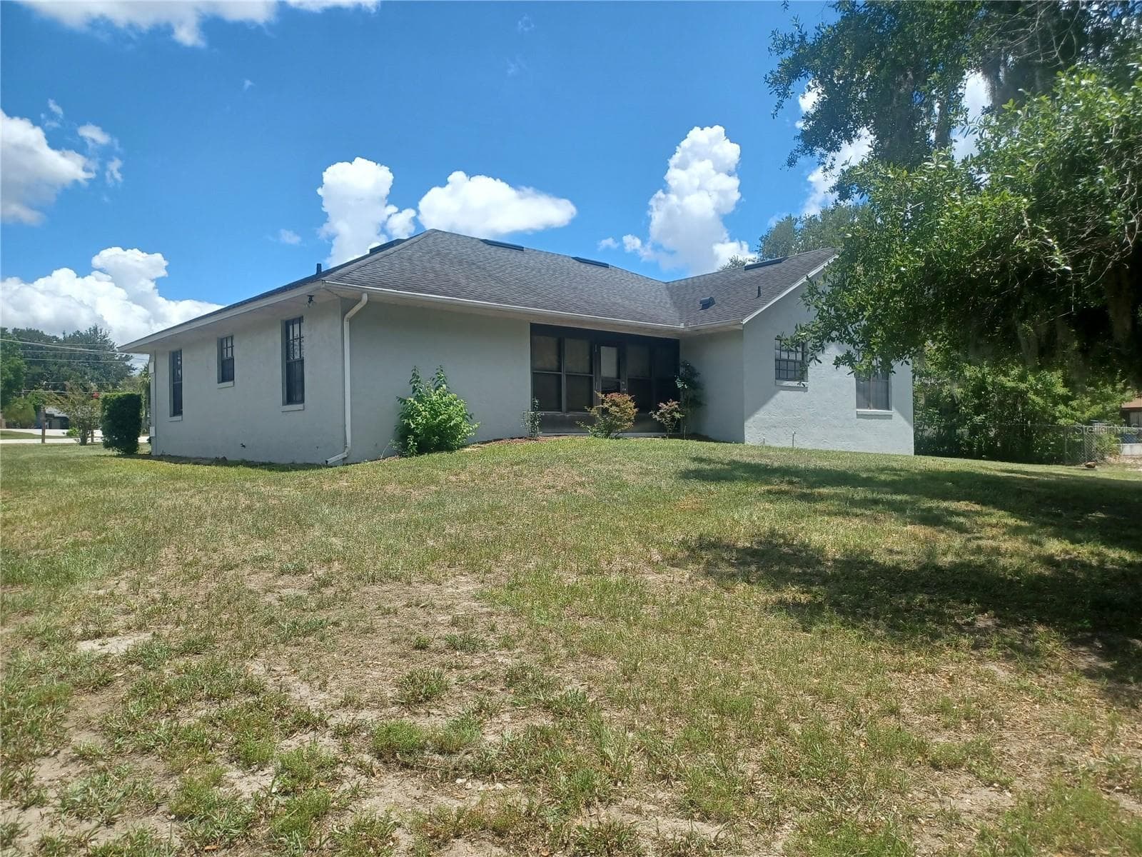 805 VELMA COURT — photo 3 of 16