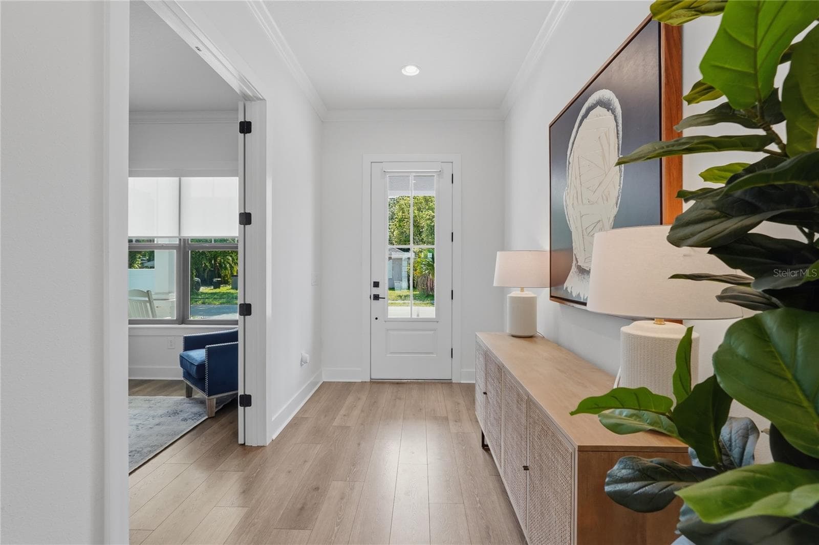 4208 CLEARFIELD AVENUE — photo 3 of 39