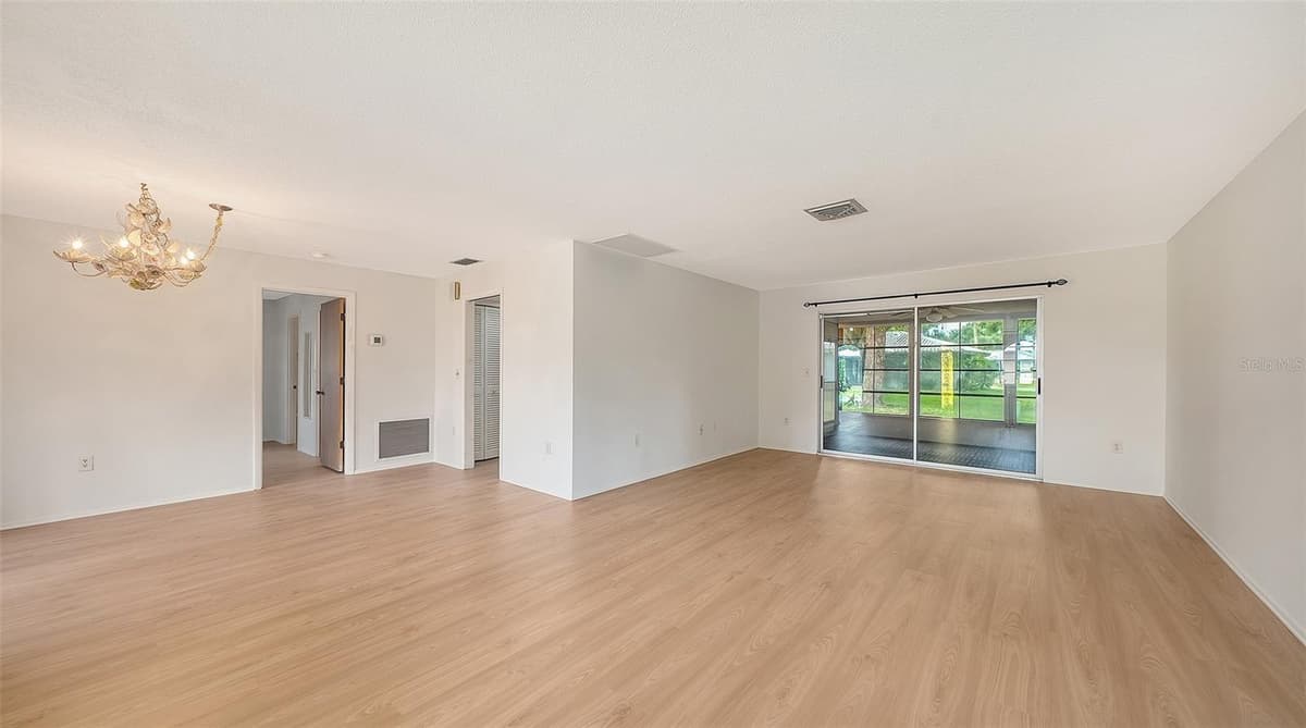 515 ROUSSEAU DRIVE — photo 5 of 46