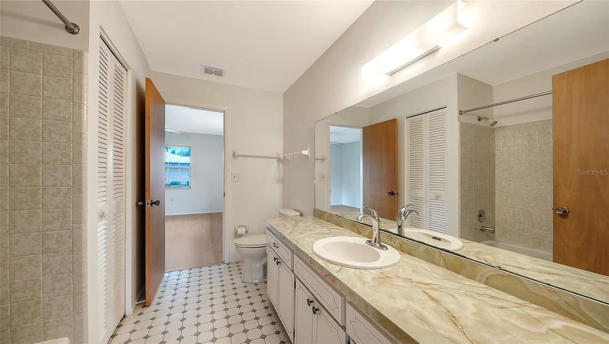 515 ROUSSEAU DRIVE — photo 27 of 46