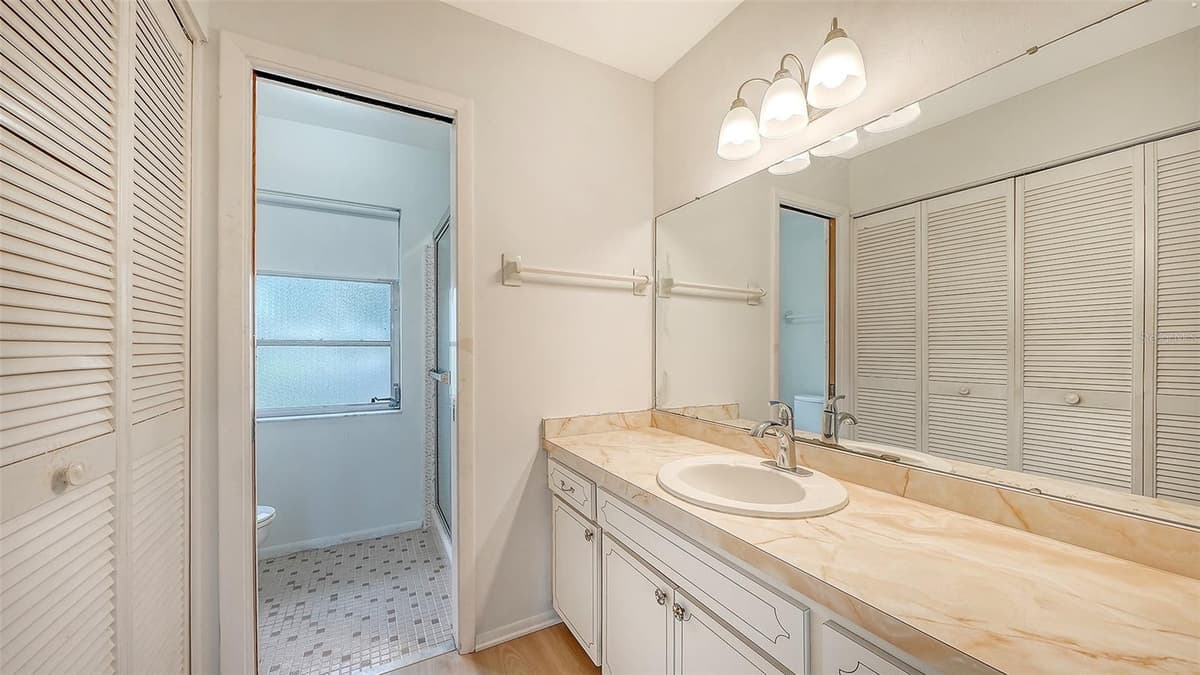 515 ROUSSEAU DRIVE — photo 22 of 46