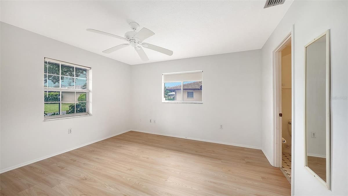 515 ROUSSEAU DRIVE — photo 25 of 46