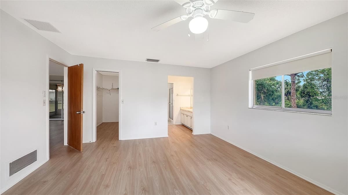 515 ROUSSEAU DRIVE — photo 20 of 46