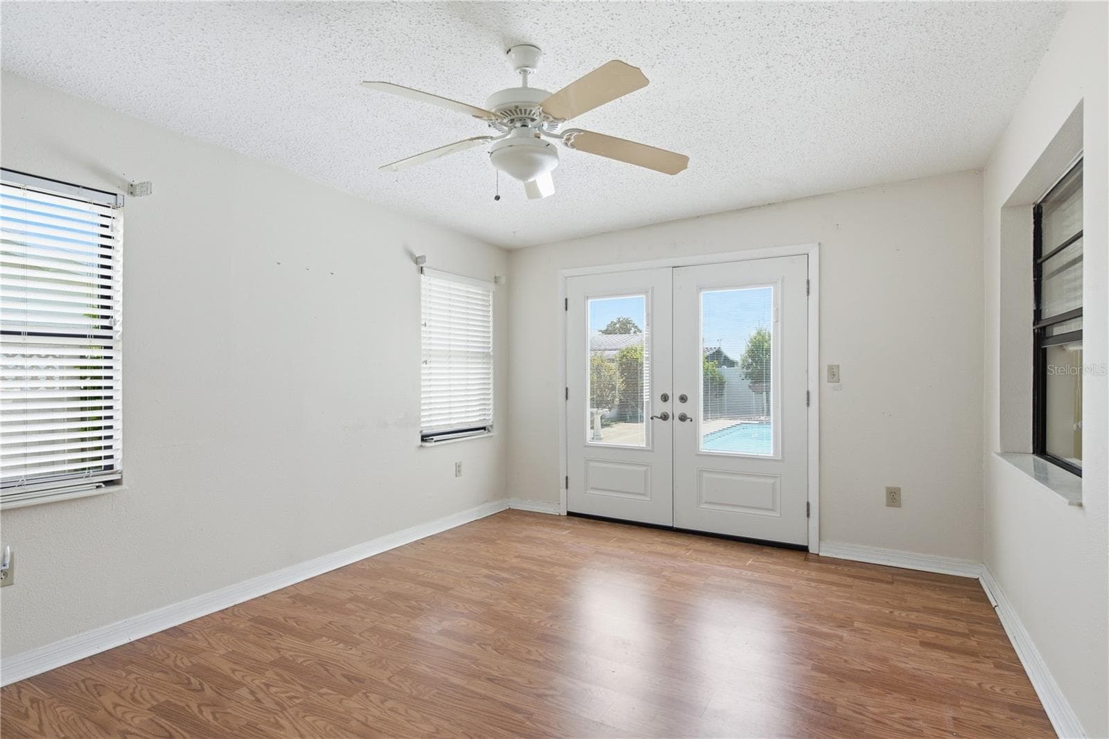 254 TIMBERVIEW DRIVE — photo 36 of 53