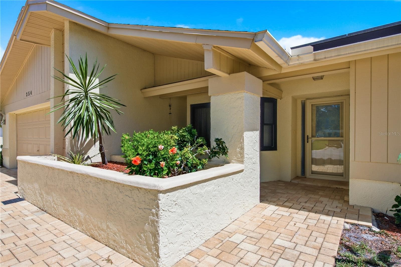 254 TIMBERVIEW DRIVE — photo 4 of 53