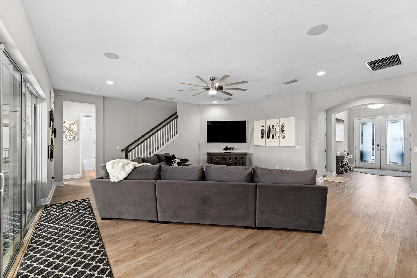 7631 PARADISO DRIVE — photo 9 of 46