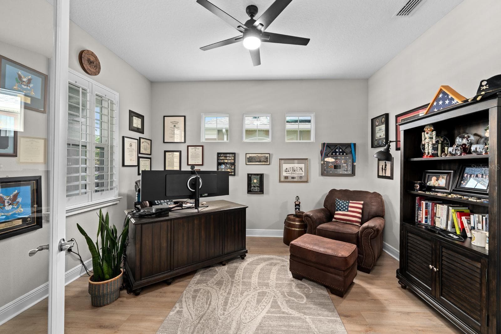 7631 PARADISO DRIVE — photo 6 of 46